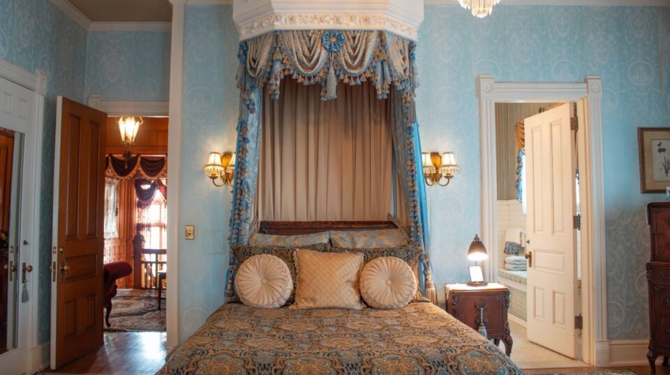 alexander mansion la maude king alexander suite