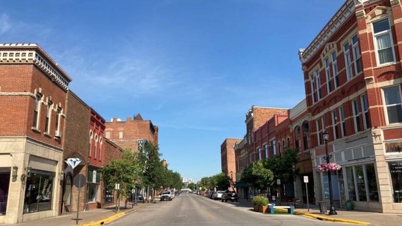 historic downtown winona shopping district