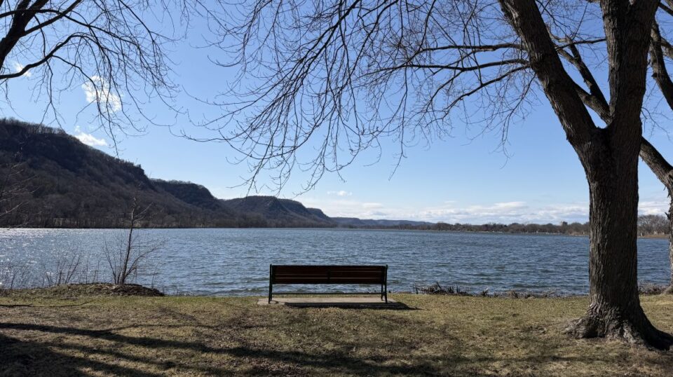 lake park trail bench view srping 2026 jk lake park trail bench view srping 2026 jk