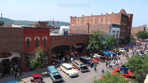 steamboat days car show