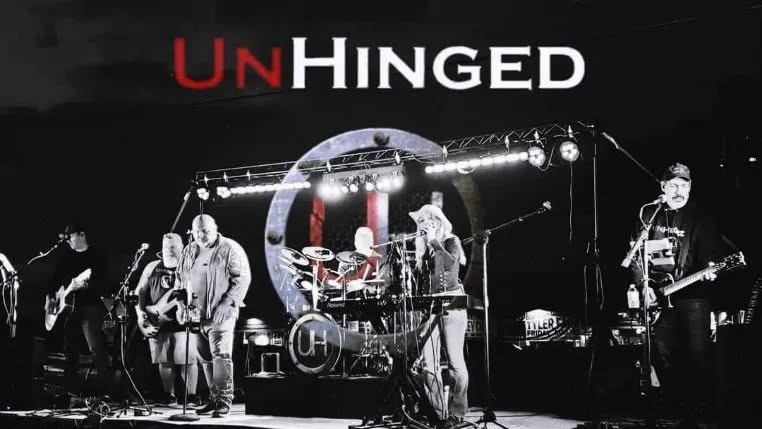 unhinged live music