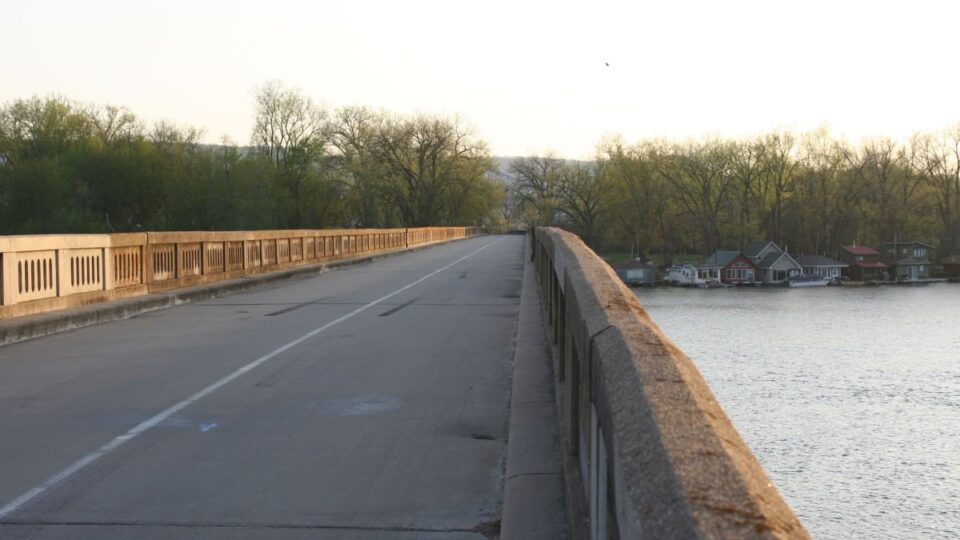 wagon bridge boathouses